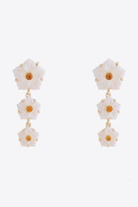 Contrast Resin Flower Earrings