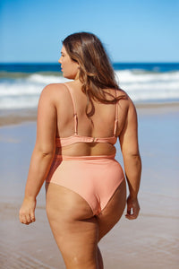 TROPEZ BIKINI TOP IN PEACH PINK - PINKCOLADA